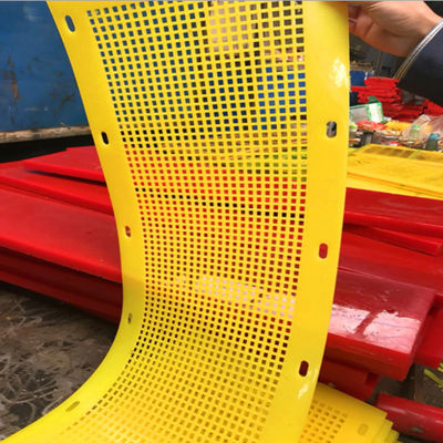 Tela basculante de poliuretano com furos de 4mm, espessura de 7mm para materiais pegajosos